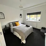 Tottenham Apartment